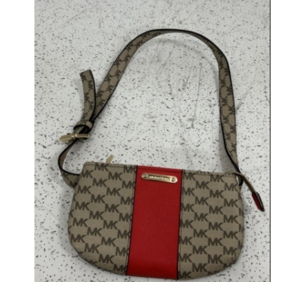 Michael Kors Handbags - 🐾Michael Kors Tan and Red Shoulder Bag